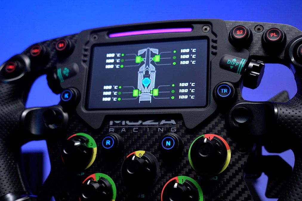 MOZA FSR Formula Wheel with Dash